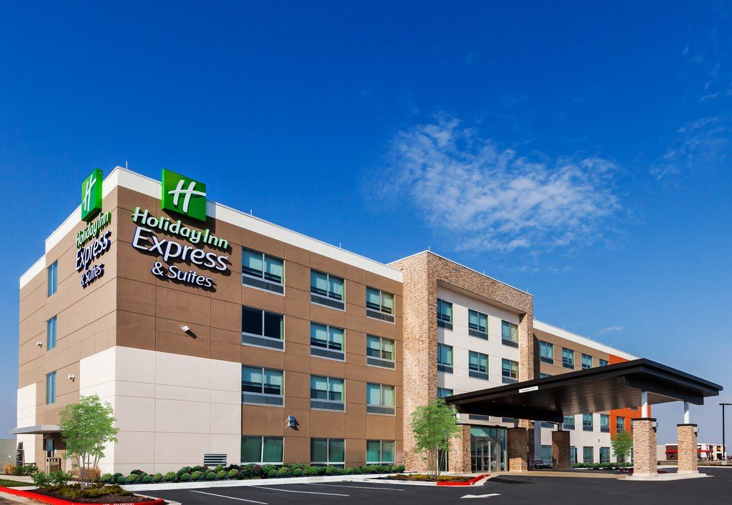 Holiday Inn Express & Suites - Marshalltown By Ihg Eksteriør bilde